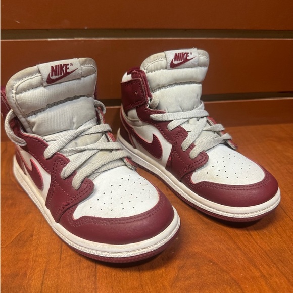 Nike Kids' Maroon and White Sneakers - Picture 1 of 13